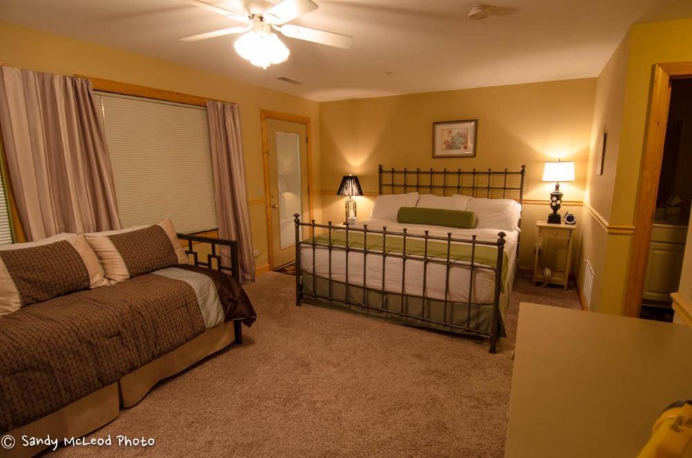 Asheville Cabins Of Willow Winds Buitenkant foto